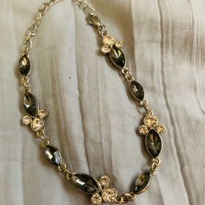 Grey pendant bracelet